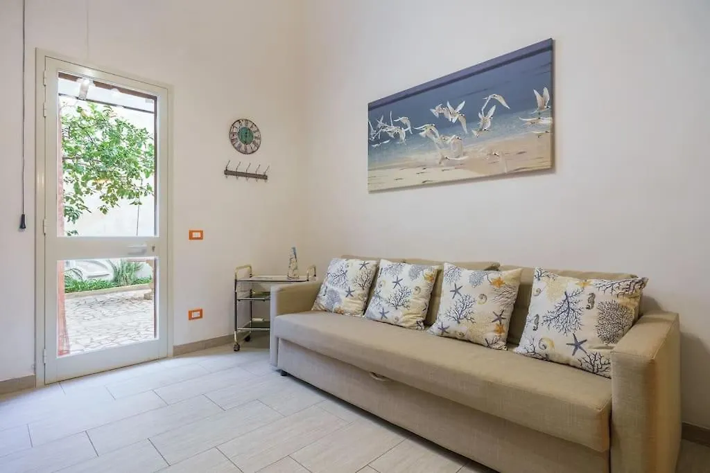 Bilocale In Giardino Apartment Casa Santa