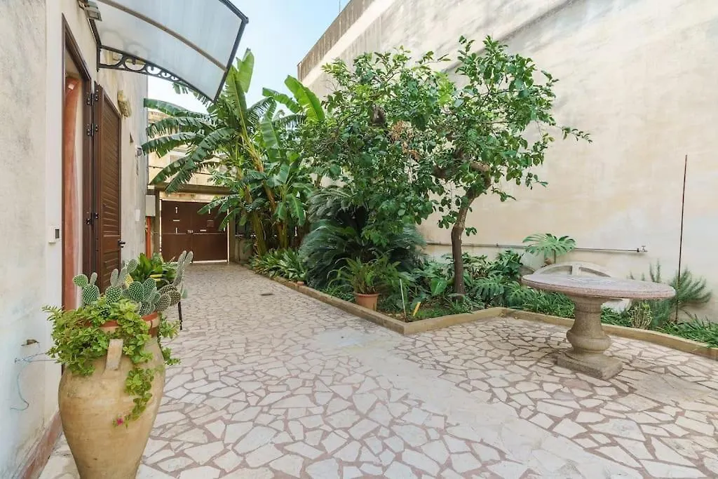 Bilocale In Giardino Apartman Casa Santa  0*, Casa Santa (Trapani) Olaszország